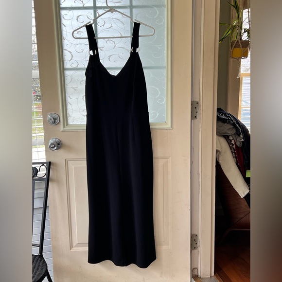 COPY - bar 111 women’s size 10 jumpsuit romper. Sleeveless. Straps 1.5” wide. - Picture 2 of 8